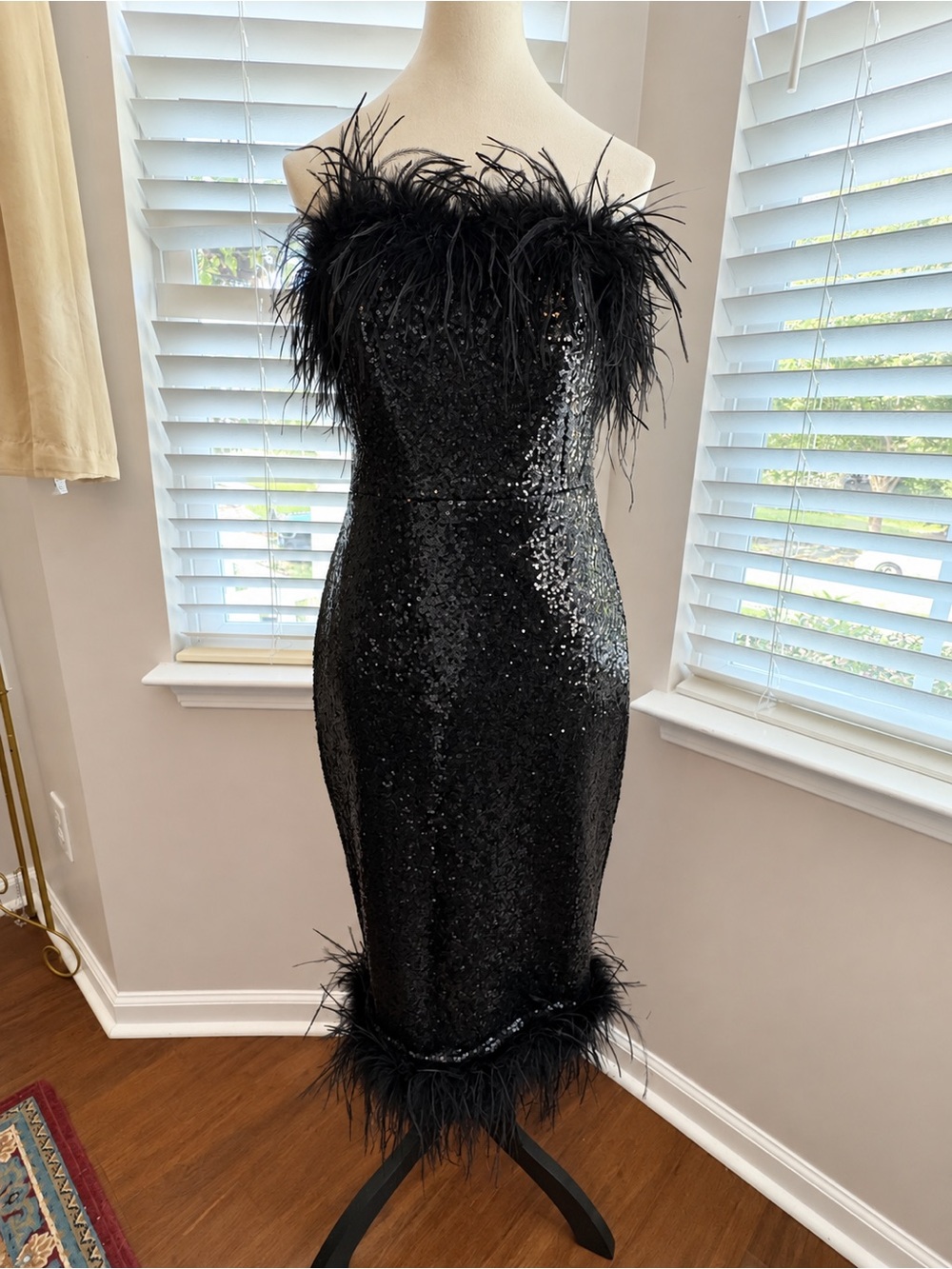 Lavish Alice cocktail dress size 10